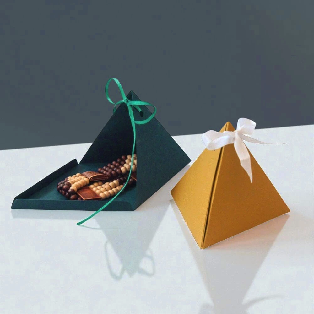 Custom Pyramid Boxes-2